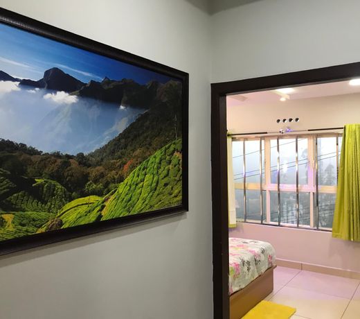 MehaKira Holiday Inn-Munnar