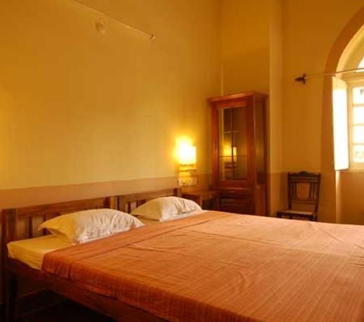 Royal Phoenix Inn