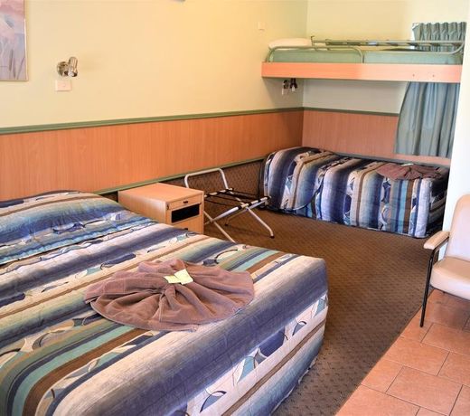 Alkira Motel