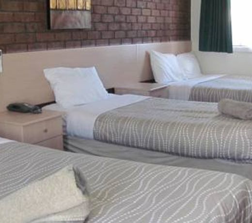 Bristol Hill Motor Inn