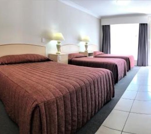 Crows Nest Motel