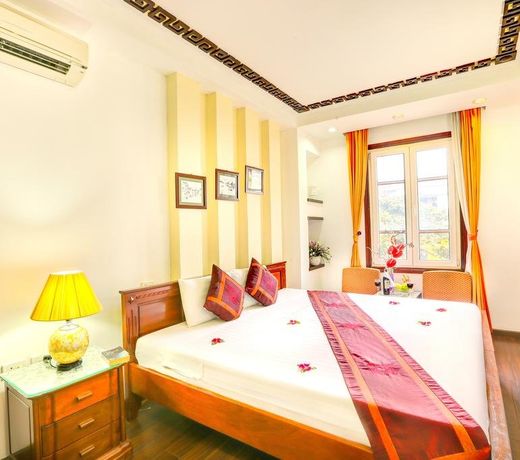 Hanoi Era Hotel