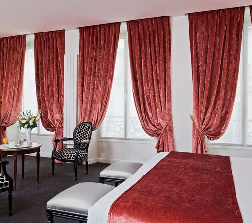 Hôtel Saint-Pétersbourg Opéra & Spa