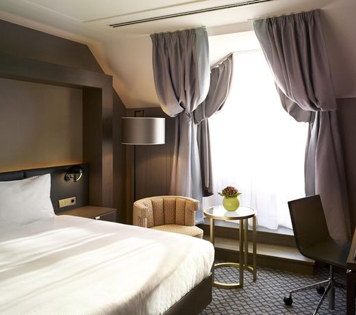 Hilton Vienna Plaza