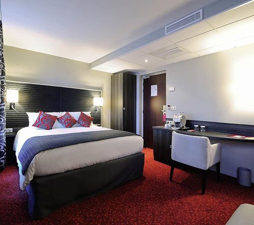 Mercure Paris Tour Eiffel Pont Mirabeau
