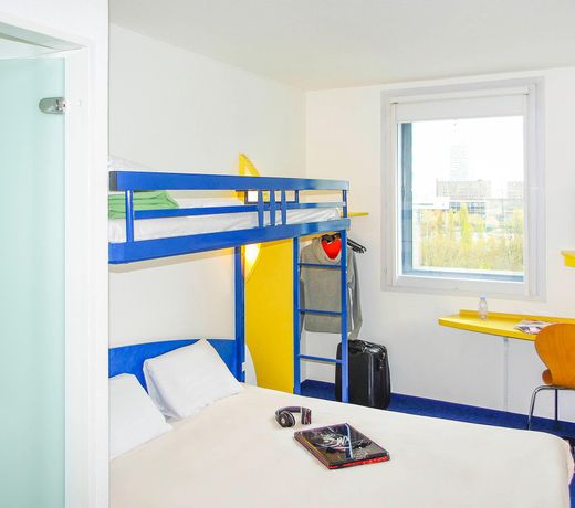 greet hotel Paris Nord 18Ã¨