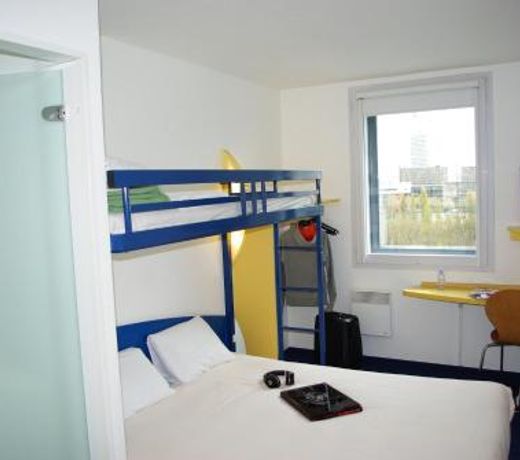 greet hotel Paris Nord 18Ã¨