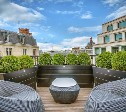 Le 12 Hôtel