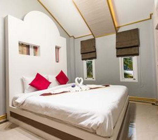 The Train Resort - Sauna & Spa
