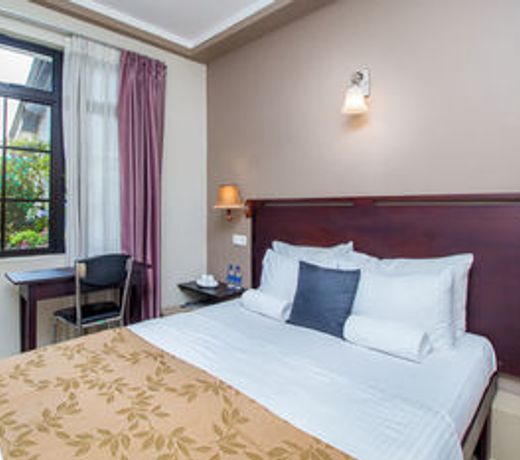 Sevana City Hotel