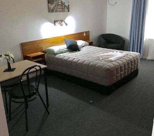Castlereagh Motor Inn