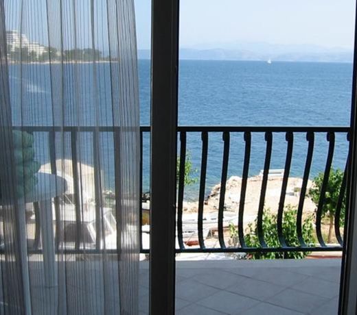 Apartments Waterfront Ivan