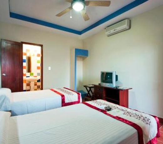 Hotel Los Arcos