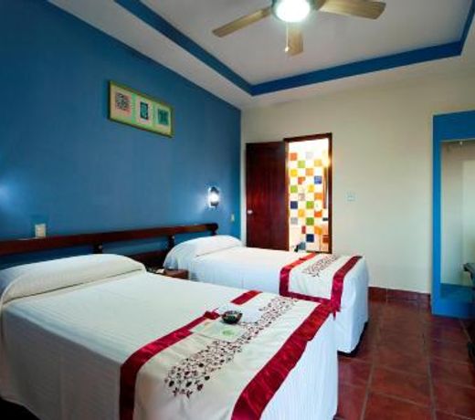 Hotel Los Arcos