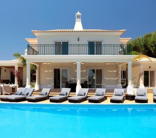 Fonte Santa Villa