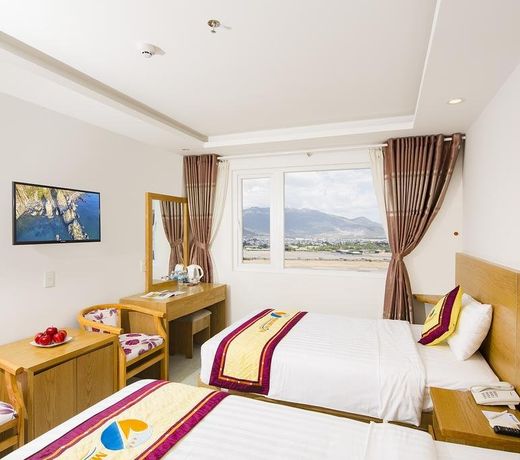 Majestic Star Hotel