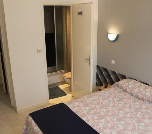 Les Portes d'Or