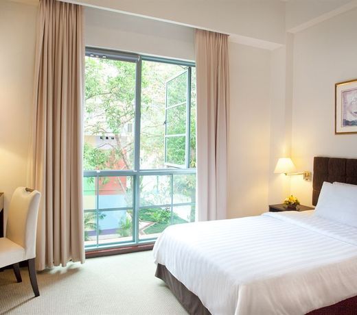 Diamond Westlake Suites