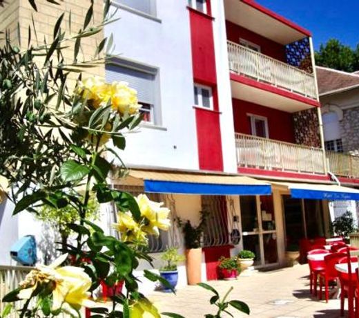HÃ´tel Les Myrtes