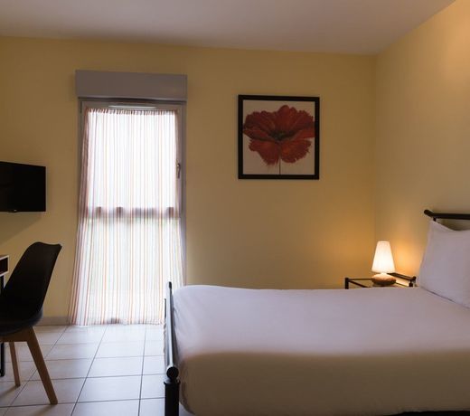 Hotel The Originals Tours Sud Pic Epeiche (ex Inter-Hotel)