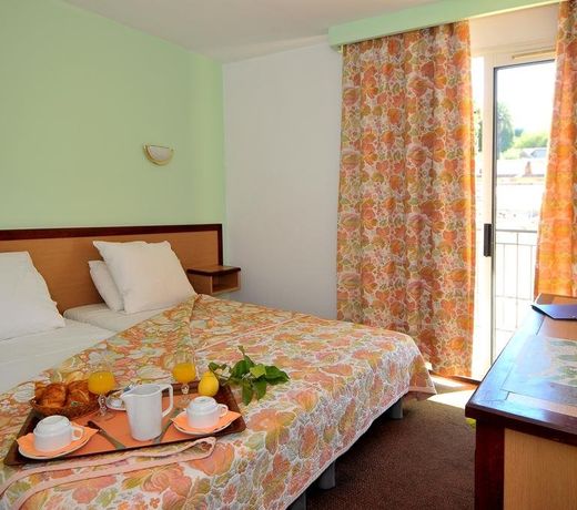 HÃ´tel Narev's