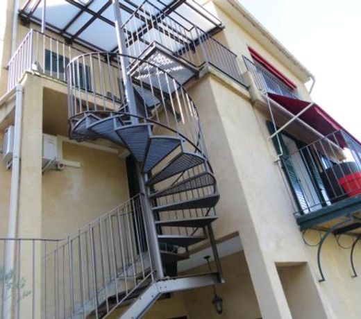 Casa Di Lucia Mi-Hotel