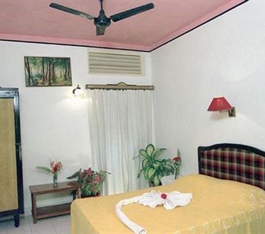 The Ronil Royale Hotel