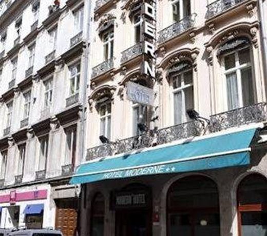 HOTEL MODERNE
