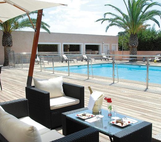 HÃ´tel Spa Restaurant La Madrague