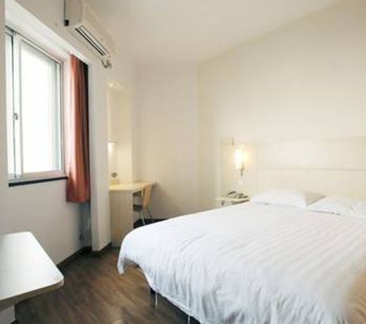 Jiaxing Jincheng Wanghu Hotel