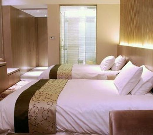 Chalon International Hotel