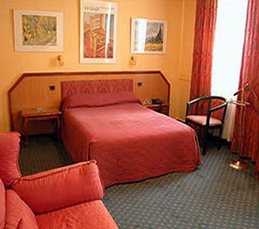 Hotel De La Paix