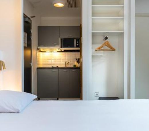 CALM Appart' & Hostel
