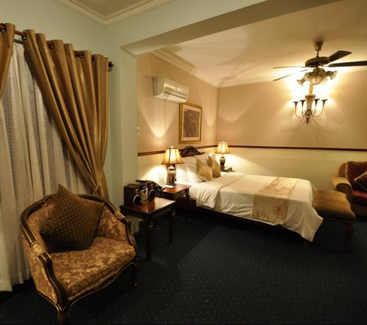 Sunflower Hotel & Spa