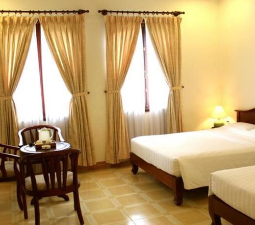 Tan Son Nhat Hotel