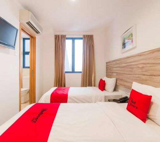 Victoria Hotel (SG Clean)