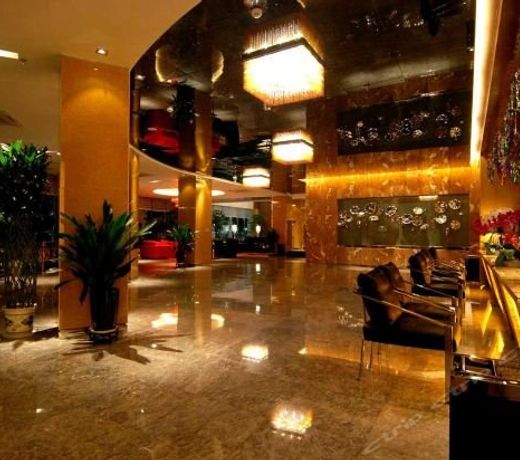 Kunming Long Way Hotel
