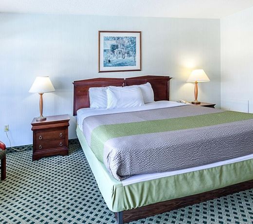 Travelodge by Wyndham Roanoke