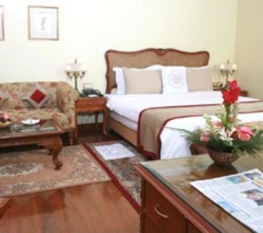 Hotel Dynasty
