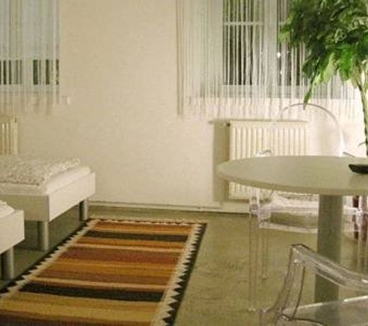 RENTYOURROOM