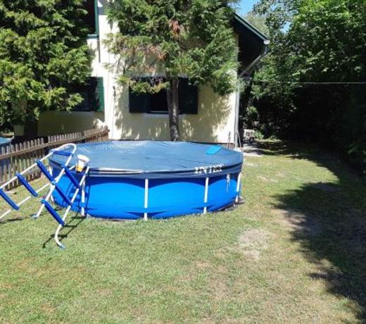 Holiday home in Balatonmariafurdo 33086