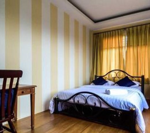 Maikhao Boutique Hostel