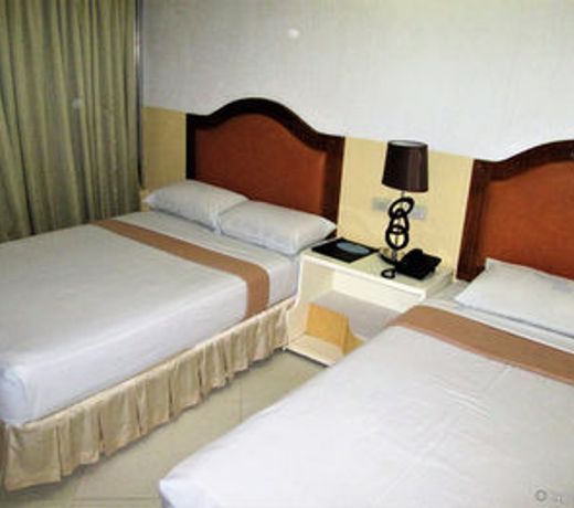 Discovery Hotel and Restaurant