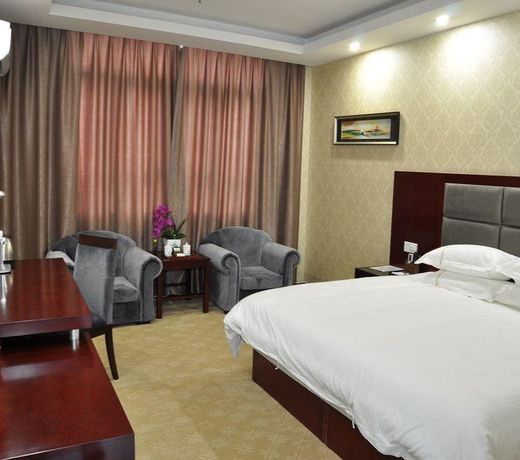 Hefei 7 Plus 1 Business Hotel Fei River Road