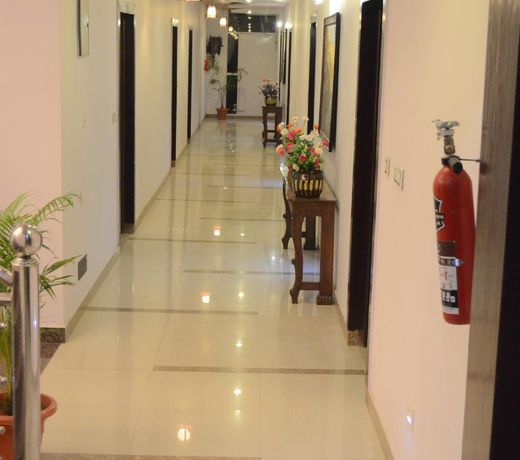 Hotel Jsr Inn