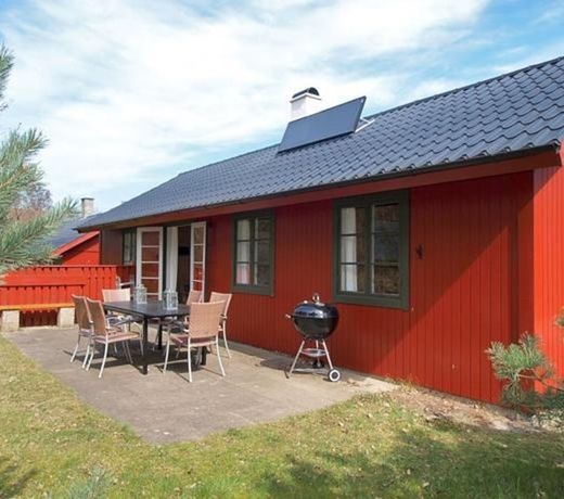 Holiday home Dueodde B- 870