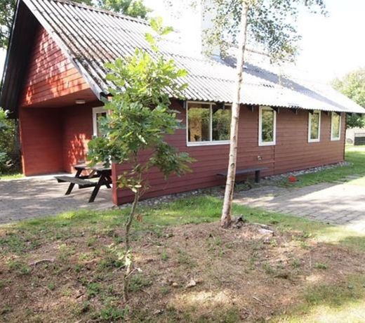 Holiday home Sutskoen B- 4662