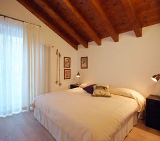 Villaggio delle Alpi