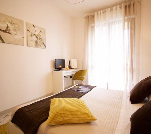 HQ Aparthotel Milano Inn - Smart Suites