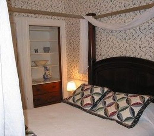 The Linden Tree Inn